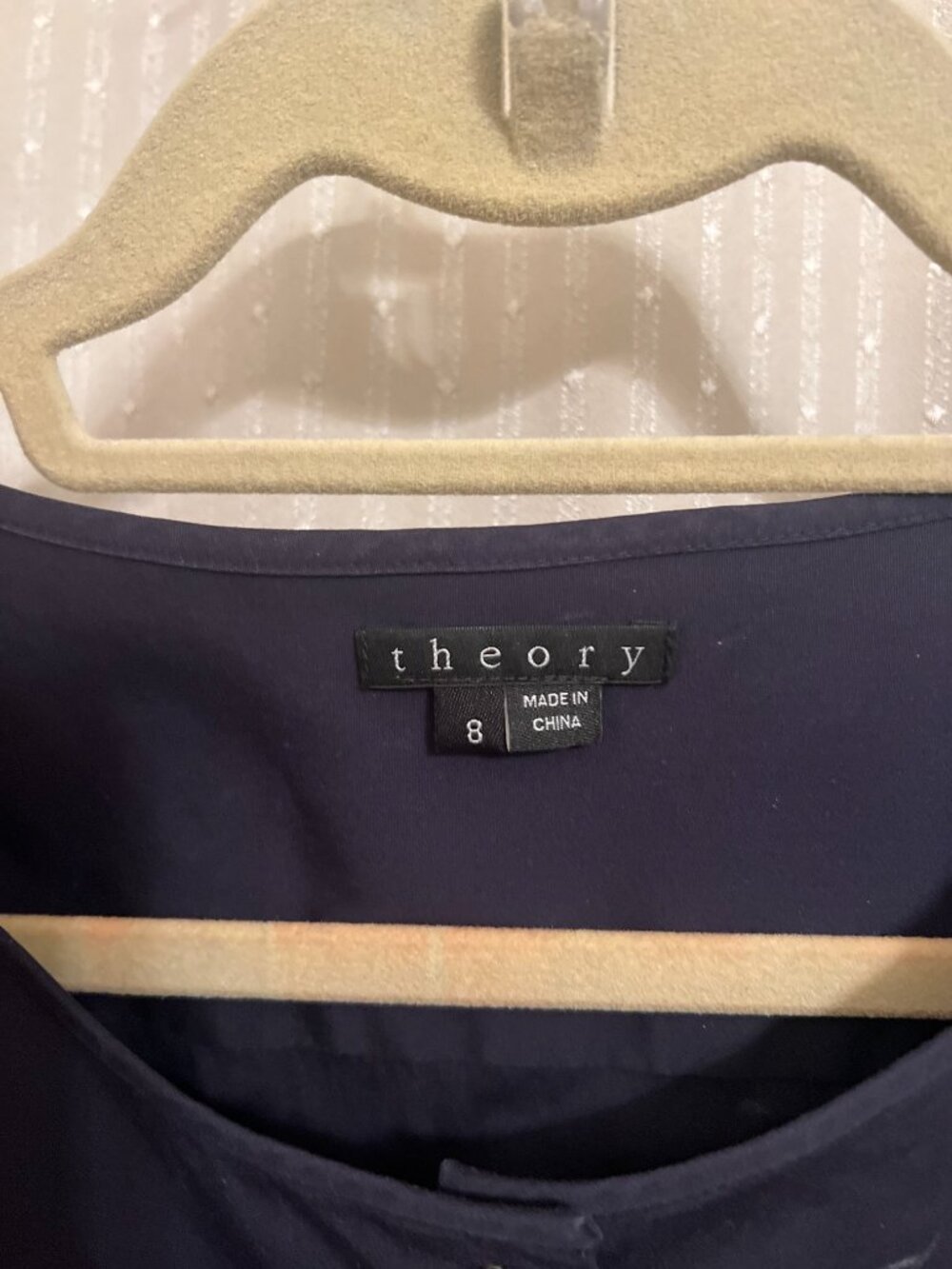 Theory button down capped sleeve dress with pockets in Navy Blue (Size 8) - Picture 3 of 3